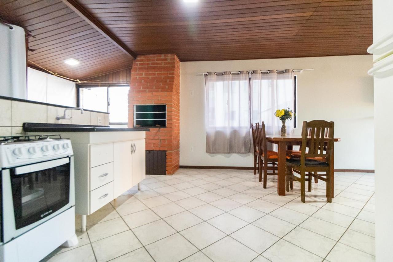 Apartamento Cobertura - 140 Metros Da Praia Бомбиняс Екстериор снимка