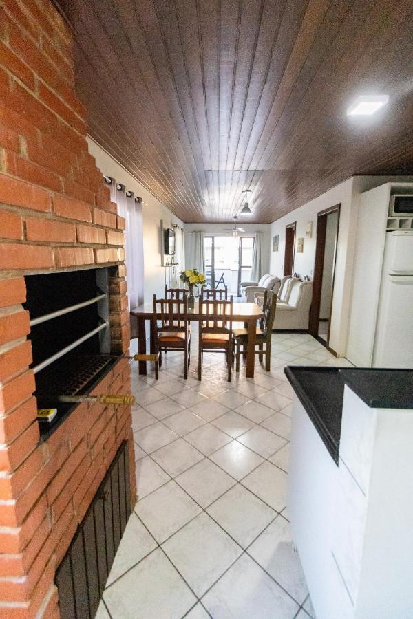 Apartamento Cobertura - 140 Metros Da Praia Бомбиняс Екстериор снимка