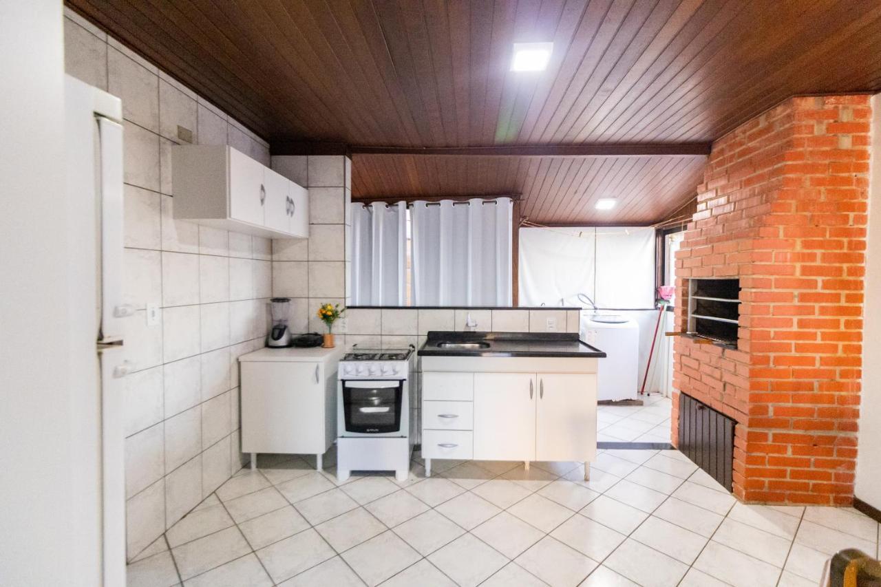 Apartamento Cobertura - 140 Metros Da Praia Бомбиняс Екстериор снимка