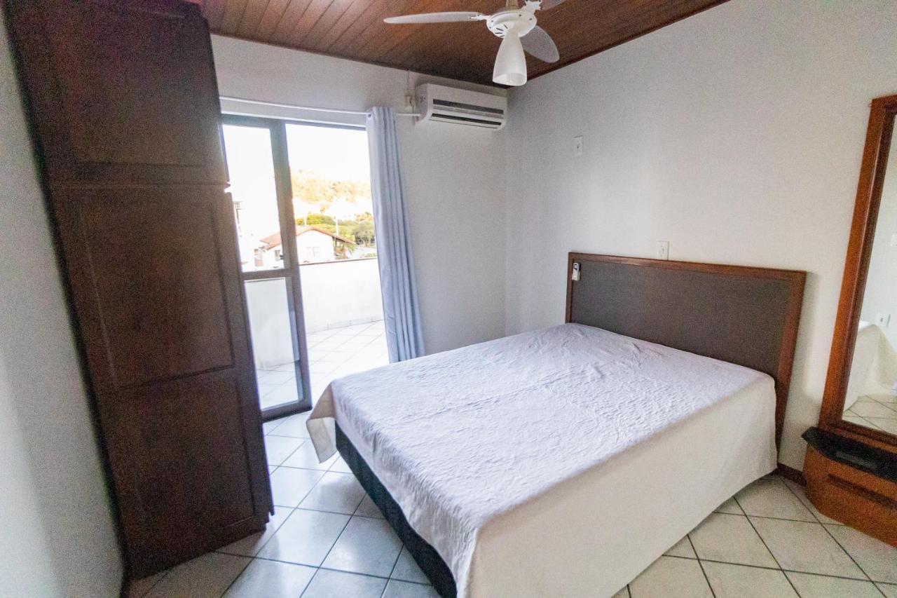 Apartamento Cobertura - 140 Metros Da Praia Бомбиняс Екстериор снимка