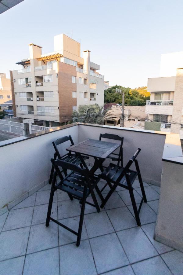Apartamento Cobertura - 140 Metros Da Praia Бомбиняс Екстериор снимка